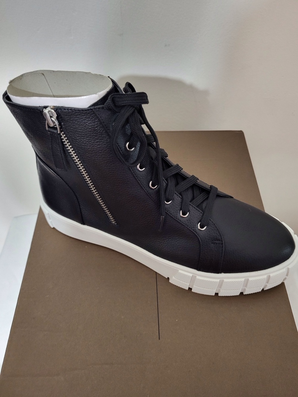 Linea Paolo Gio Black Leather High-Top Sneaker Boot